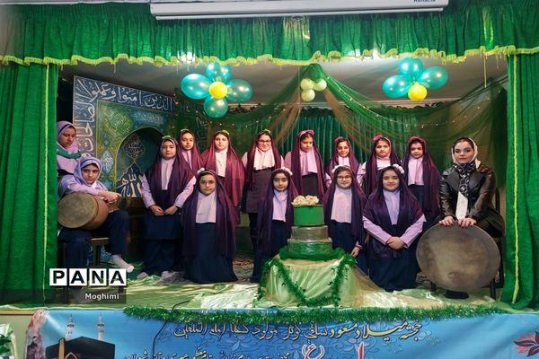 جشن سالروز ورود امام و نواختن زنگ انقلاب در دبستان دخترانه فرهنگ منطقه ۱۳