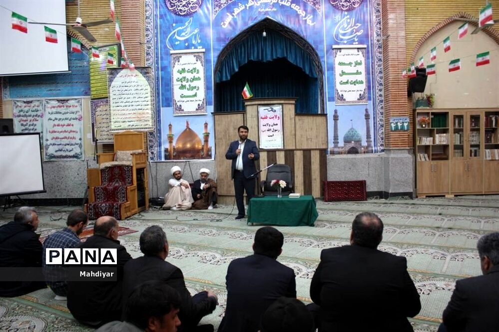 برپایی میز خدمت انقلاب در ایام الله دهه فجر در شهرجوادآباد