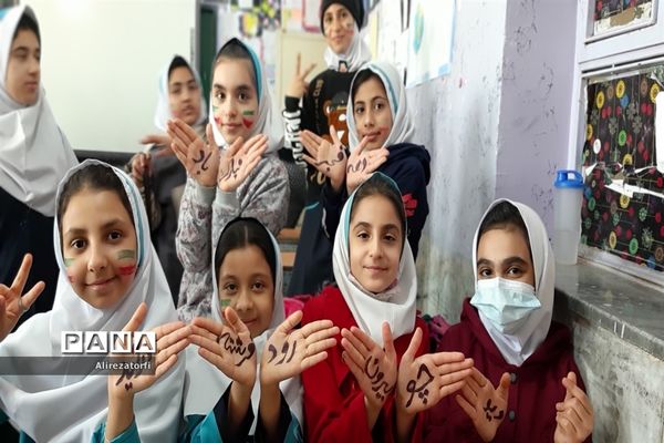 نواختن زنگ انقلاب در دشت آزادگان