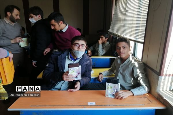 مراسم میلاد حضرت علی (ع) در دبیرستان ۱۷ شهریور