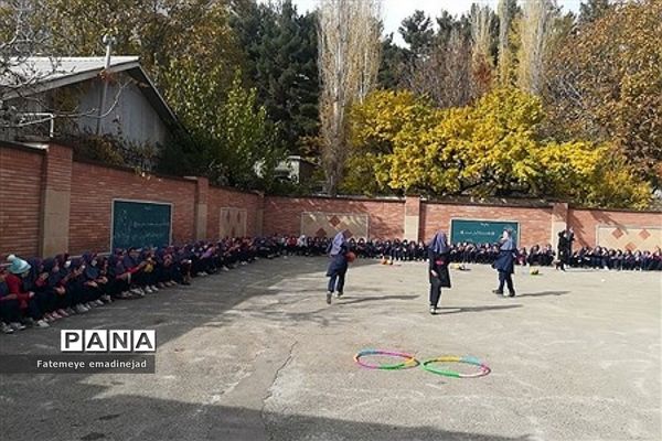 برگزاری بازی‌های محلی در دبستان برکت رودهن