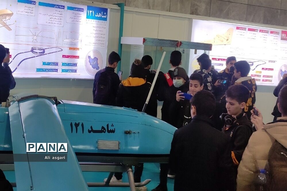 بازدید دانش‌آموزان مدرسه دارالفنون از پارک ملی هوا‌فضا