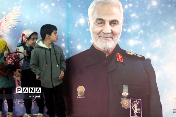 گلباران مزار شهدای قم  بمناسبت دهه فجر