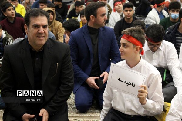 برگزاری جشن تکلیف دانش‌آموزان پسر در مسجد النبی کرمانشاه