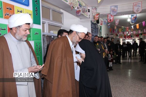 جشن روز پدر در اداره آموزش و پرورش تربت جام