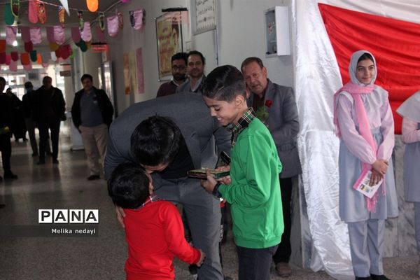 جشن روز پدر در اداره آموزش و پرورش تربت جام