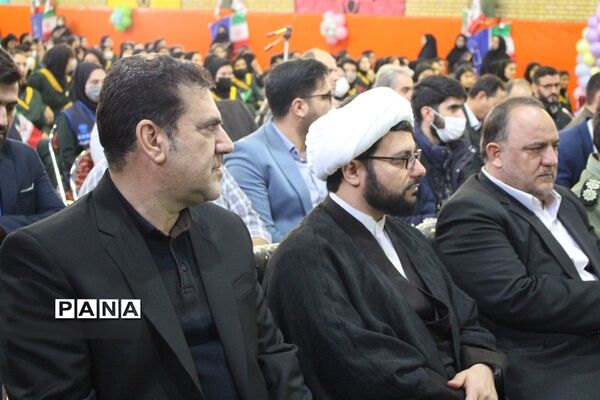 زنگ انقلاب در مدارس کرمانشاه همزمان با سراسر کشور نواخته شد