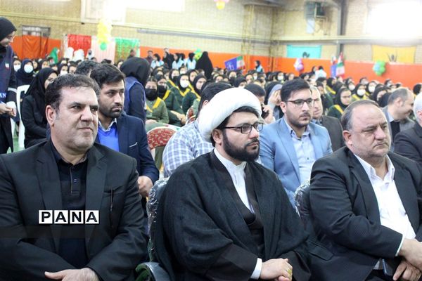 زنگ انقلاب در مدارس کرمانشاه همزمان با سراسر کشور نواخته شد