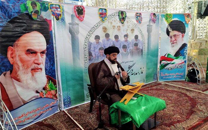 در زمینه عبادی و تربیتی، والدین الگوی فرزندان هستند