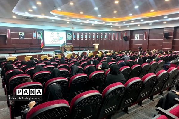 گردهمایی فعالان و نخبگان فرهنگی پاکدشت