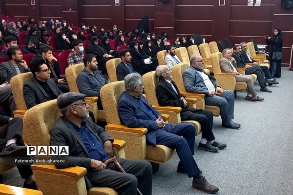گردهمایی فعالان و نخبگان فرهنگی پاکدشت