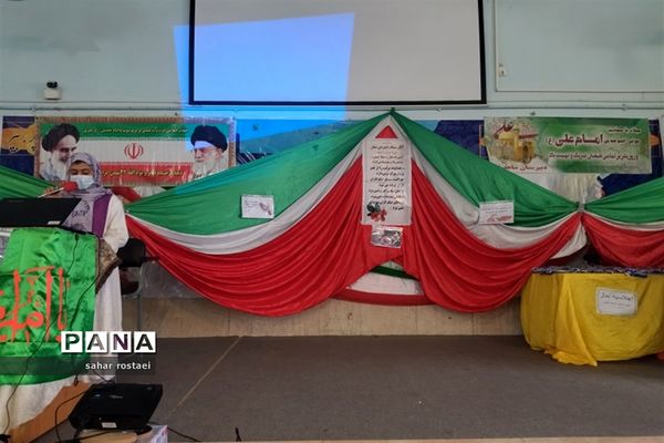 برگزاری اجلاسیه نماز دبیرستان دخترانه شاهد فیض ناحیه 3 شیراز