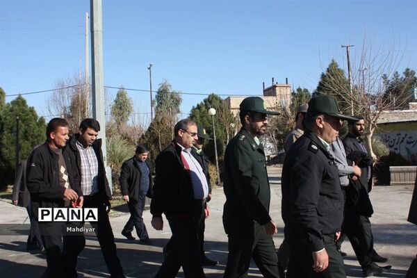 گلباران مزار شهدای گمنام در بخش جوادآباد