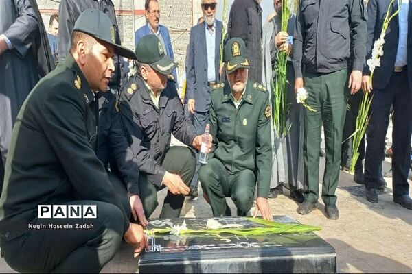 آیین گلباران و عطرافشانی مزار شهدای آستان امامزاده عقیل(ع) اسلامشهر
