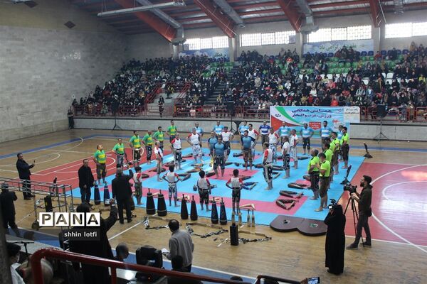 همایش همگانی «ورزش، عزت و افتخار» در کرمانشاه