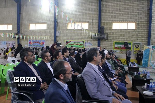 اجرای مراسم دهه فجر انقلاب اسلامی در مدارس بوشهر