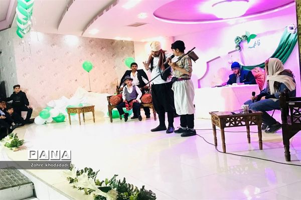 جشن گرامیداشت روز پدر و دهه فجر انقلاب اسلامی در خاتم