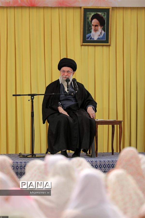 مراسم جشن تکلیف دختران دانش‌آموز به امامت رهبر معظم انقلاب