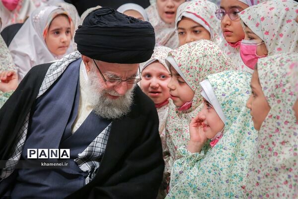 مراسم جشن تکلیف دختران دانش‌آموز به امامت رهبر معظم انقلاب