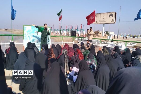 حضور دانش‌آموزان قائمشهری در اروندکنار