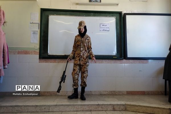 برگزاری دوره عملی نظام جمع در دبیرستان شاهد کوثر شهرستان رباط‌کریم