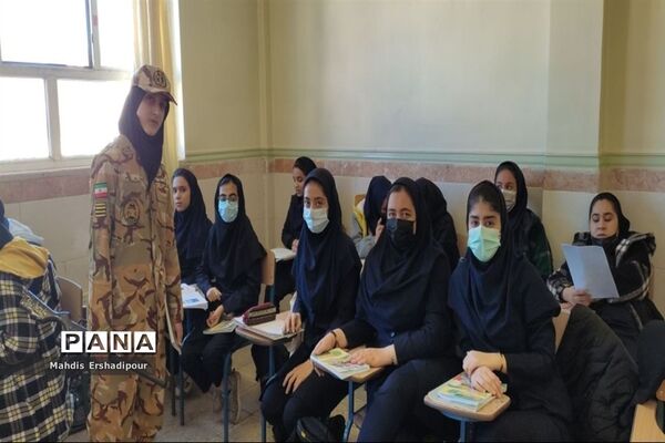 برگزاری دوره عملی نظام جمع در دبیرستان شاهد کوثر شهرستان رباط‌کریم