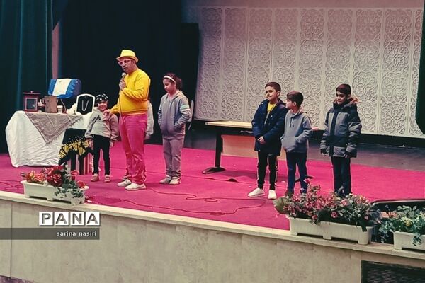 برگزاری آیین قهرمان من پدر درکانون فرهنگی تربیتی سلمان منطقه ۱۰