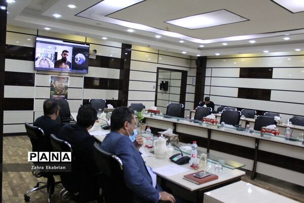 جلسه دبیرخانه استانی اولین دوره پویش کتابخوانی  هیس‌طوری در بوشهر