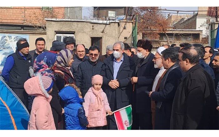 وزیر آموزش و پرورش برای بازدید از مناطق زلزله‌زده وارد خوی شد