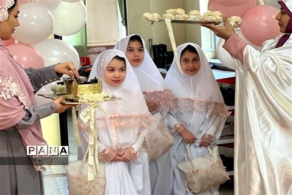 جشن عبادت  ۹۰  نفر از دانش‌آموزان مدرسه  ۹ دی شهرستان قدس