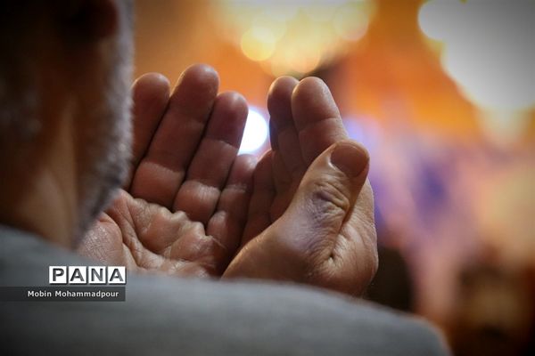 آئین معنوی اعتکاف در مسجد جامع تبریز