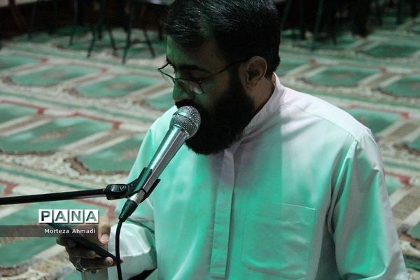 برگزاری مراسم اعتکاف دانش‌آموزان پسر مدارس شهرری