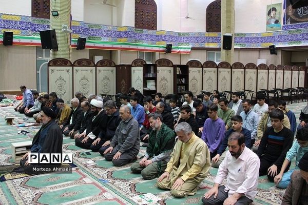 برگزاری مراسم اعتکاف دانش‌آموزان پسر مدارس شهرری