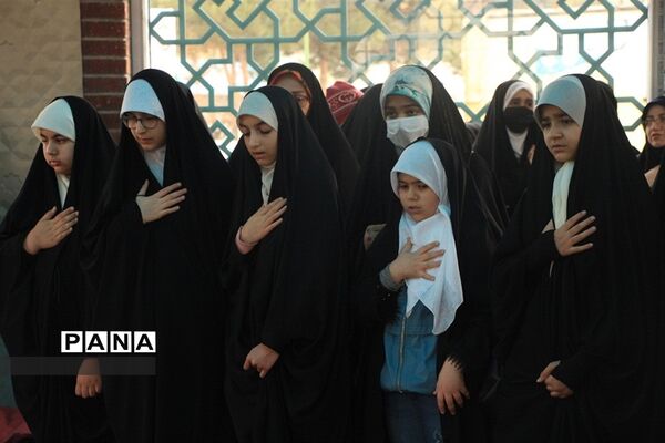 آیین غبارروبی و گلباران قبور مطهر شهدای گمنام در البرز