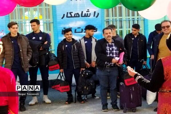 مراسم استقبال از ورزشکاران مسابقات کشوری والیبال و بسکتبال در شیراز