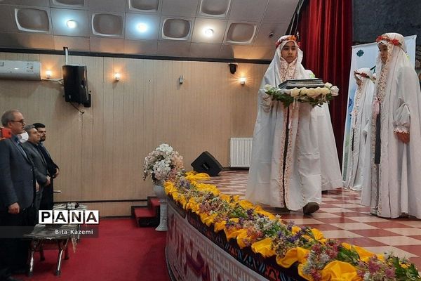 برگزاری بیست و نهمین اجلاس نماز در کانون فرهنگی تربیتی سمیه در شهرری