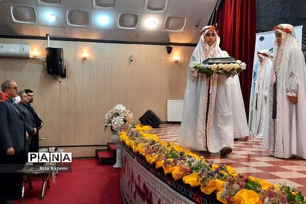 برگزاری بیست و نهمین اجلاس نماز در کانون فرهنگی تربیتی سمیه در شهرری