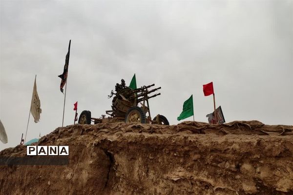 بدرقه دانش‌آموزان دختر شهرستان امیدیه به اردوی راهیان نور