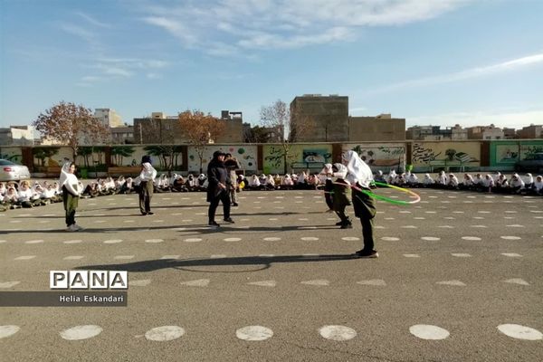 جشنواره ورزشی دانش‌آموزان و دبیران آموزشگاه الله اکبر اسلامشهر