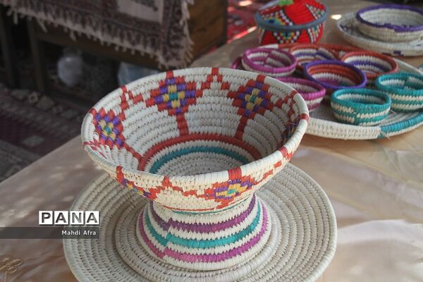برگزاری جشنواره سنتی محلی در دبستان امام حسین(ع) شهرستان بهبهان