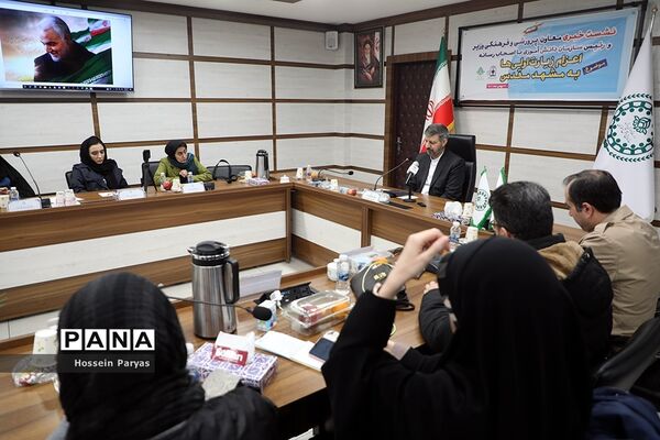 نشست خبری معاون پرورشی و فرهنگی وزیر آموزش و پرورش و رئیس سازمان دانش‌آموزی با اصحاب رسانه