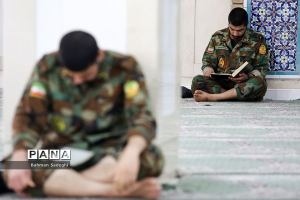 آئین معنوی اعتکاف در دانشگاه افسری امام علی(ع)