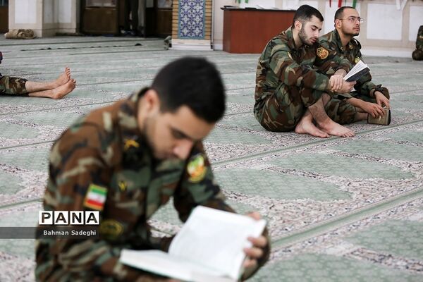 آئین معنوی اعتکاف در دانشگاه افسری امام علی(ع)