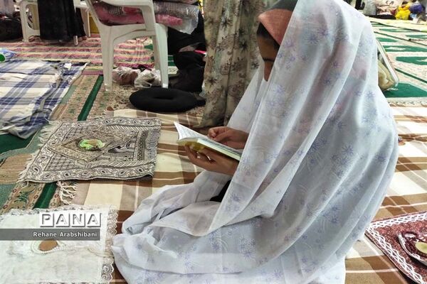 برگزاری مراسم معنوی اعتکاف در آباده