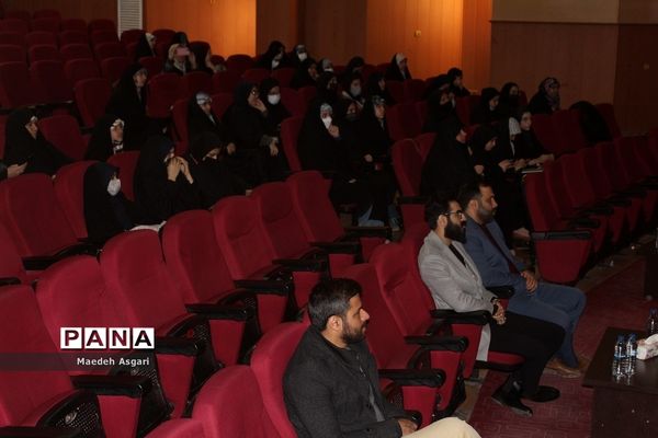 نشست دانش‌آموزی «خوشه پروین» درقم