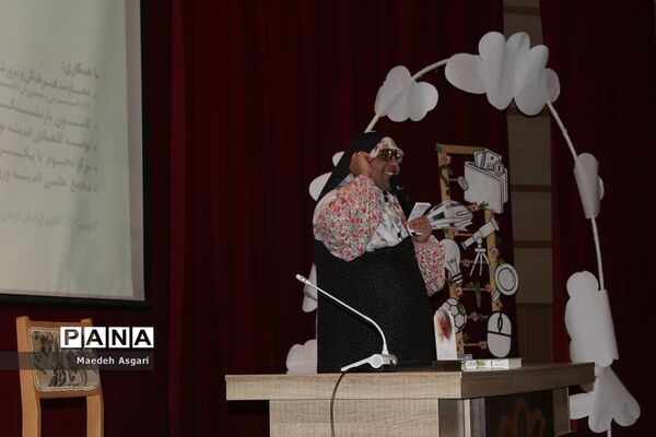 نشست دانش‌آموزی «خوشه پروین» درقم