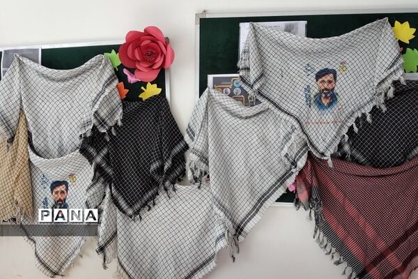 نمایشگاه مدرسه انقلاب در هنرستان نوین آفرین رودهن