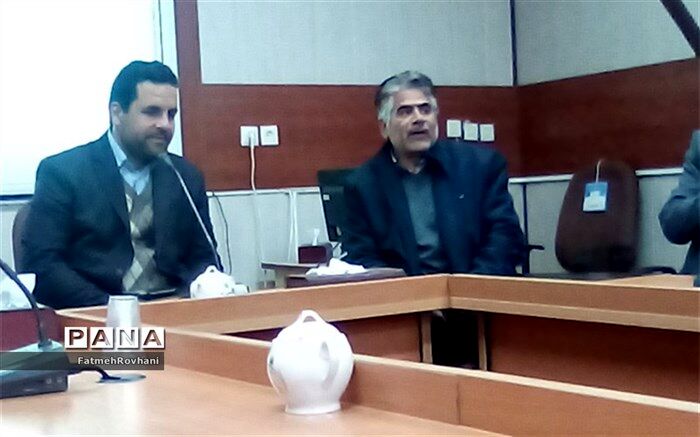 خبرنگار موفق باید اصول را رعایت کند