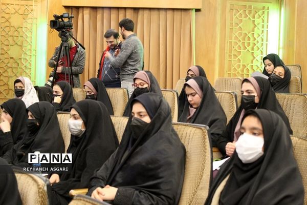 مراسم بدرقه اردوی «زیارت‌‌اولی‌ها» به مقصد مشهد مقدس