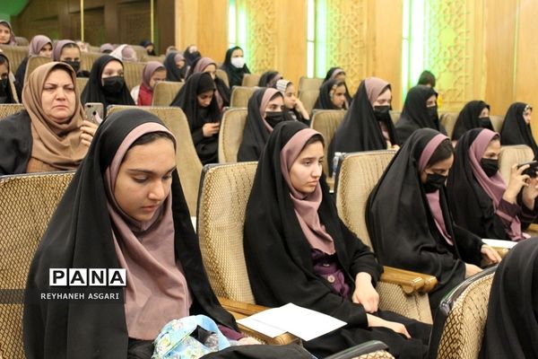 مراسم بدرقه اردوی «زیارت‌‌اولی‌ها» به مقصد مشهد مقدس